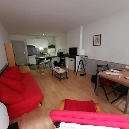 Apartment T2 Au Coeur De Bayonne, Proche Commodites - Fr-1-239-891 *